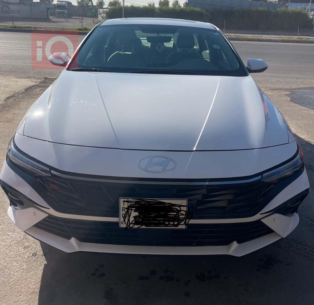 هیوندای ئەلەنترا
